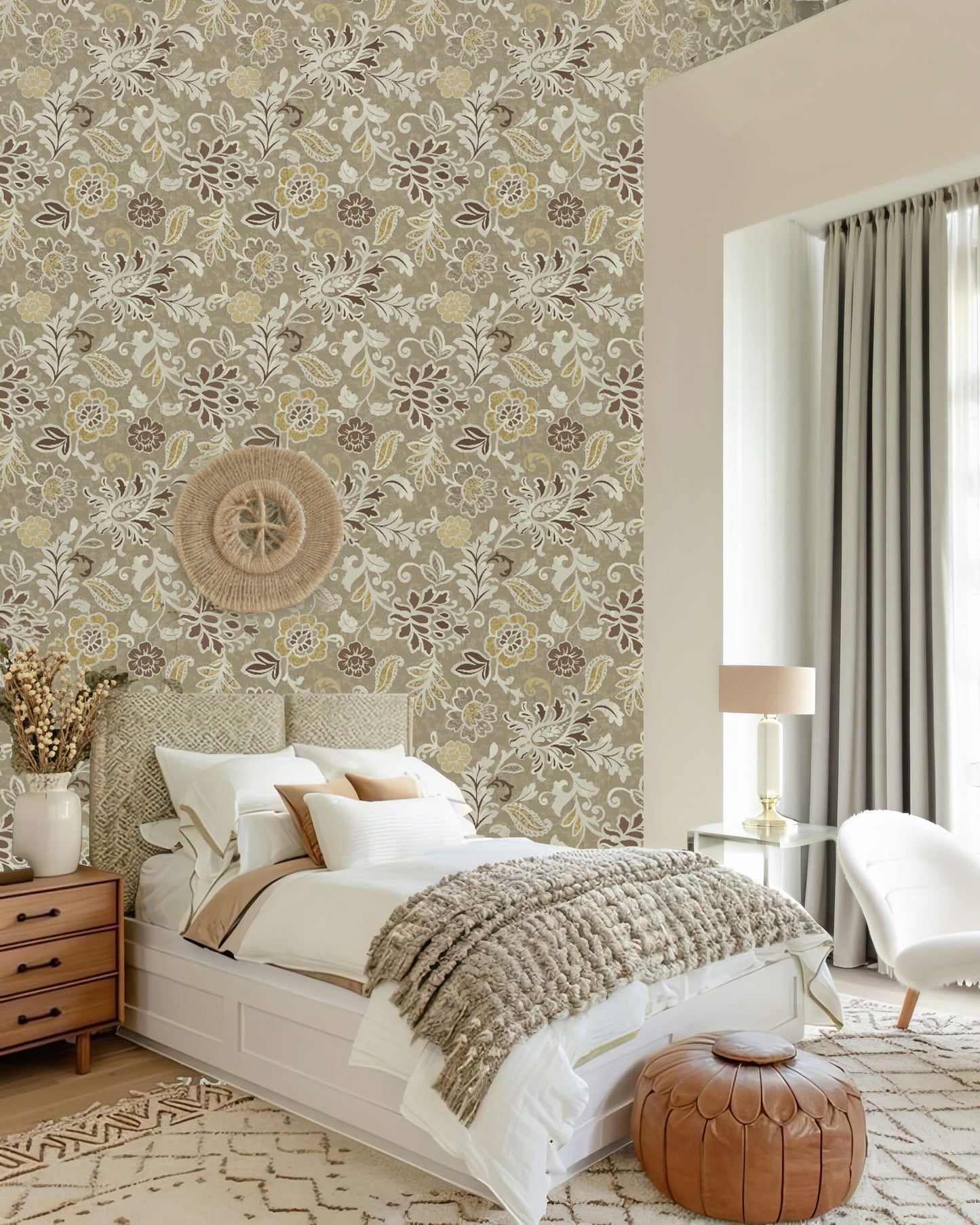Gilded Heirloom Manor – Vintage Luxury Floral Wallpaper
